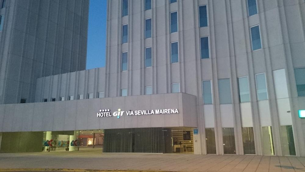 Yit Via Sevilla Mairena Майрена-дель-Альхарафе Экстерьер фото
